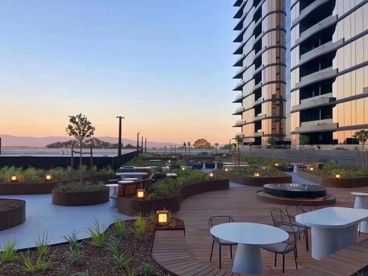Skygarden Luxury Condo Glen Waverley Esterno foto