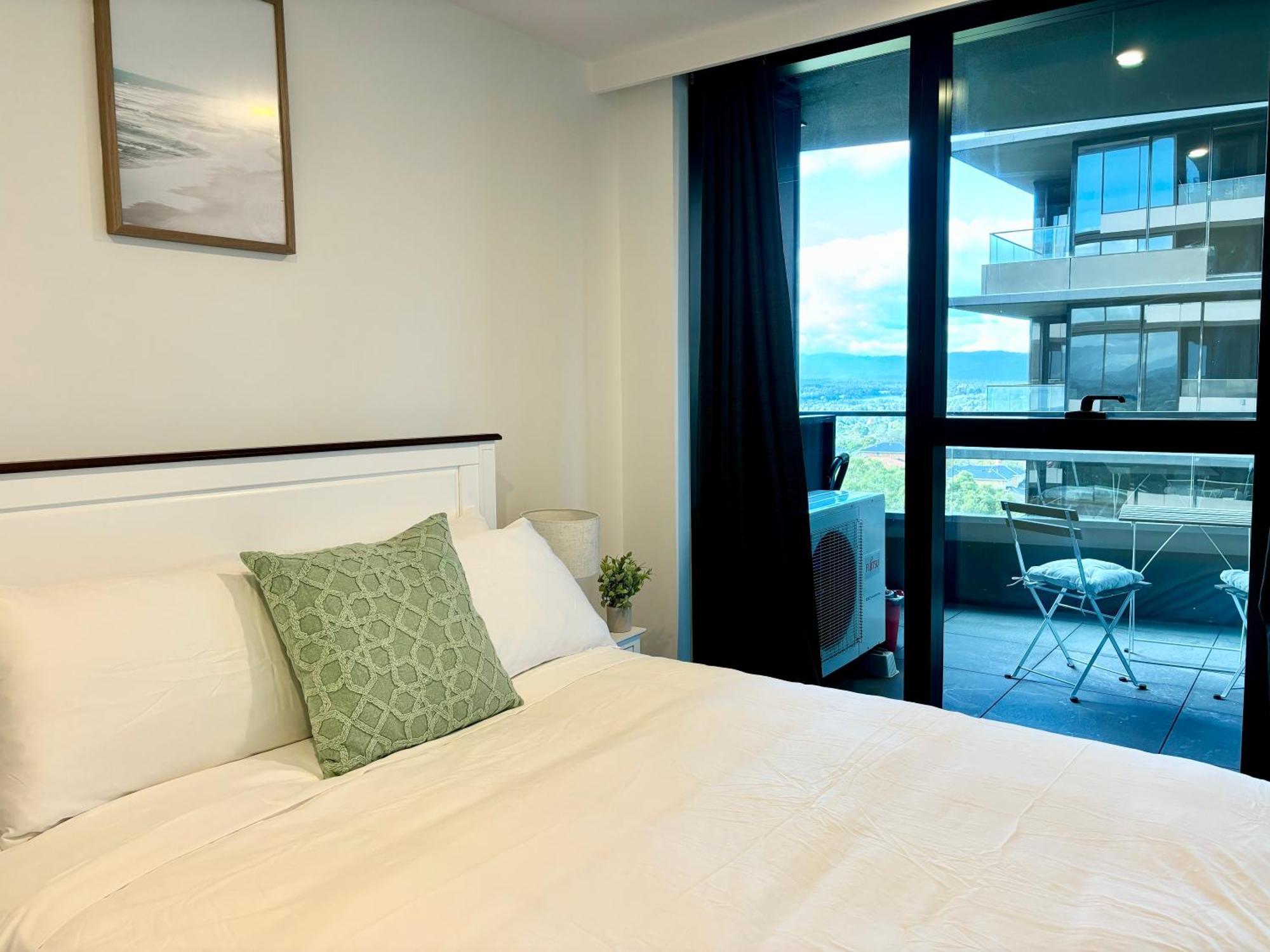 Skygarden Luxury Condo Glen Waverley Esterno foto